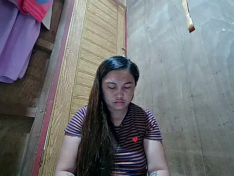 LalaiAsian online show from 11-23-25, 10:53