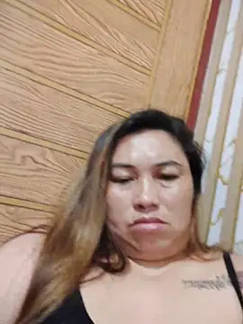 LalaiAsian online show from 12-16-25, 01:43