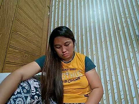 LalaiAsian online show from 12-19-25, 01:09