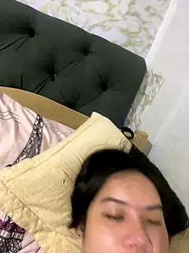 Hebefemme online show from 12-16-25, 07:29