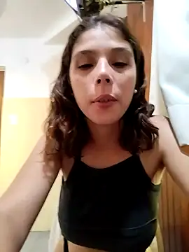 Snapshot of mariamac420 chatting on 02-08-26, 08:28 mariamac420 online show from 02-08-26, 08:28