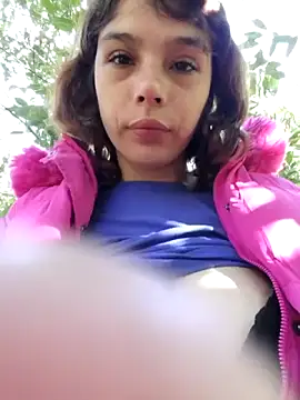 Snapshot of mariamac420 chatting on 05-23-26, 04:17 mariamac420 online show from 05-23-26, 04:17