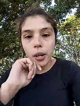 Snapshot of mariamac420 chatting on 10-19-25, 06:32 mariamac420 online show from 10-19-25, 06:32