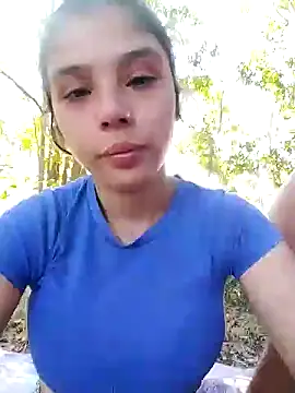 Snapshot of mariamac420 chatting on 01-11-25, 10:18 mariamac420 online show from 01-11-25, 10:18