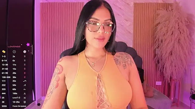 karol green  online show from 10-21-25, 03:39