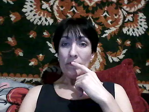 SunnyAmorre online show from 12-14-25, 12:33