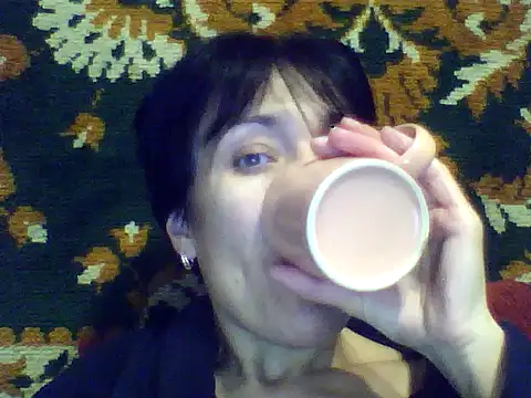 SunnyAmorre online show from 10-22-25, 10:15