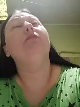 Rini333 online show from 10-28-25, 04:57