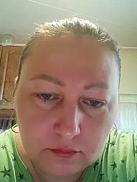 Snapshot of Rini333 chatting on 07-10-26, 09:20 Rini333 online show from 07-10-26, 09:20