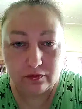 Snapshot of Rini333 chatting on 07-24-26, 10:11 Rini333 online show from 07-24-26, 10:11