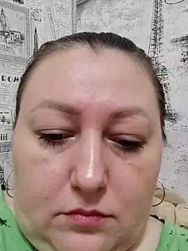 Rini333 online show from 10-31-25, 07:16