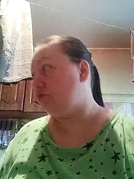Snapshot of Rini333 chatting on 05-25-26, 03:28 Rini333 online show from 05-25-26, 03:28