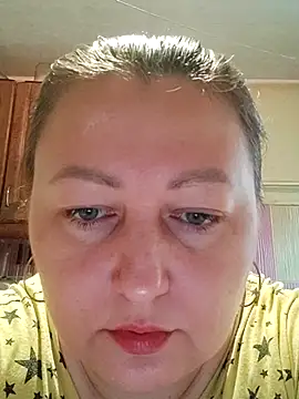 Snapshot of Rini333 chatting on 07-27-26, 08:10 Rini333 online show from 07-27-26, 08:10