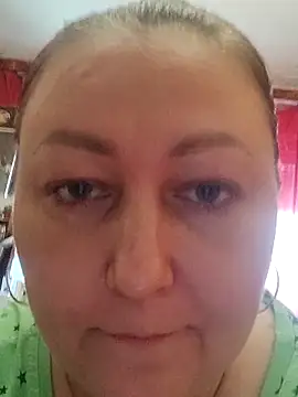 Snapshot of Rini333 chatting on 05-24-26, 11:43 Rini333 online show from 05-24-26, 11:43