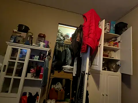 jck1m0t online show from 12-03-25, 12:44