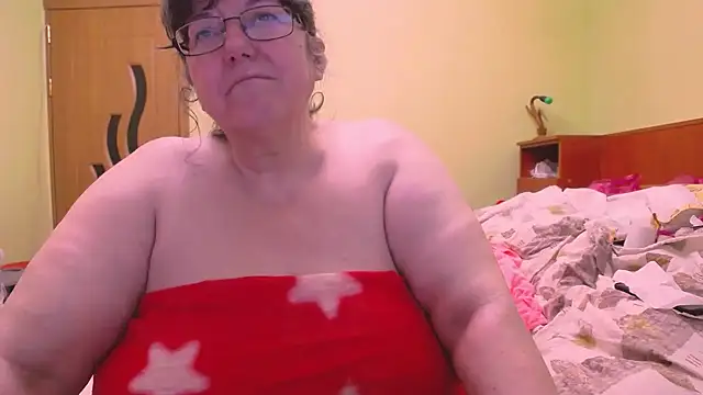 Snapshot of HugeTits chatting on 04-01-26, 01:51 HugeTits online show from 04-01-26, 01:51
