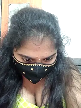 Snapshot of riya-baby chatting on 10-10-25, 05:52 riya-baby online show from 10-10-25, 05:52