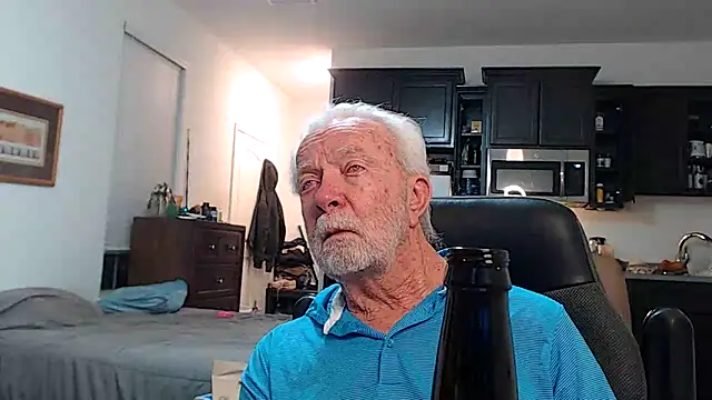 rockpoint69 online show from 10-24-25, 01:04