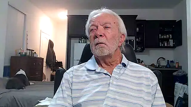 rockpoint69 online show from 12-05-25, 01:10