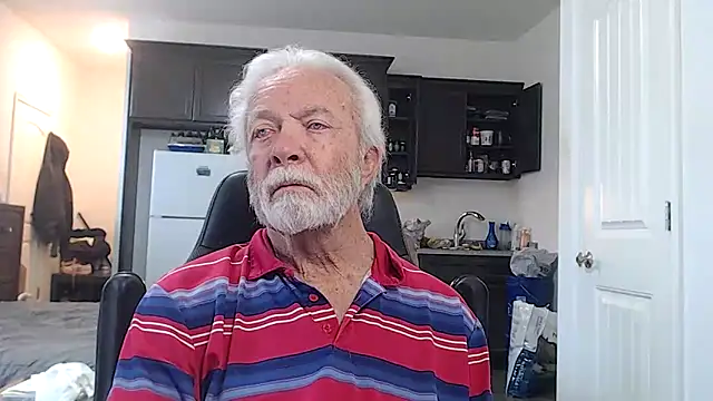 rockpoint69 online show from 11-28-25, 03:56