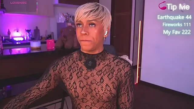 AmberRaus online show from 09-18-25, 12:41