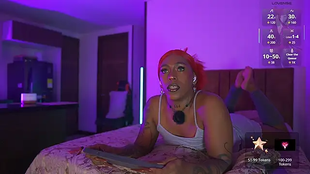 AmberRaus online show from 10-24-25, 02:10