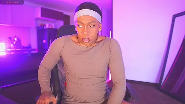 AmberRaus online show from 04-14-26, 11:37