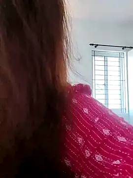 Snapshot of Srishtijain51 chatting on 02-17-25, 09:03 Srishtijain51 online show from 02-17-25, 09:03