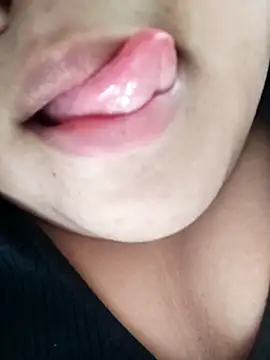 Snapshot of Srishtijain51 chatting on 02-16-25, 05:26 Srishtijain51 online show from 02-16-25, 05:26