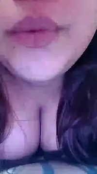 Snapshot of Srishtijain51 chatting on 01-19-25, 12:50 Srishtijain51 online show from 01-19-25, 12:50