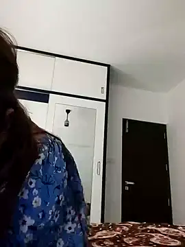 Snapshot of Srishtijain51 chatting on 02-02-25, 07:35 Srishtijain51 online show from 02-02-25, 07:35