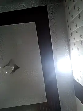 Snapshot of Srishtijain51 chatting on 09-15-25, 09:43 Srishtijain51 online show from 09-15-25, 09:43