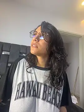 PilarJones  online show from 04-19-26, 06:10