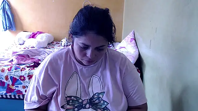 Snapshot of yulieth_bbw chatting on 10-19-25, 04:54 yulieth bbw online show from 10-19-25, 04:54