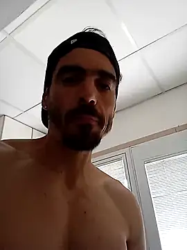 Luckyan10 online show from 10-28-25, 01:21