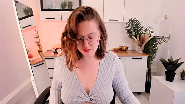 Charmy Gracy online show from 02-24-26, 10:49