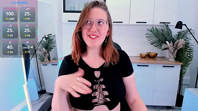 Charmy Gracy online show from 02-26-26, 12:05