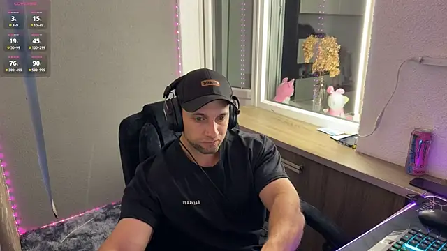 michaelbradleu online show from 07-10-26, 07:47