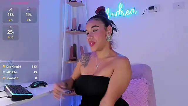 andrea lopezz  online show from 02-11-25, 04:11