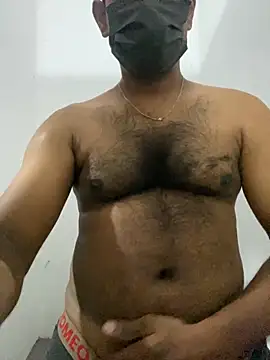 MALEHYPER online show from 10-31-25, 01:08