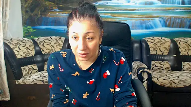 MoistMady online show from 01-19-26, 06:39