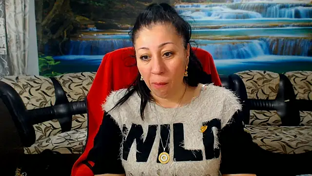 Snapshot of MoistMady chatting on 04-03-26, 03:35 MoistMady online show from 04-03-26, 03:35
