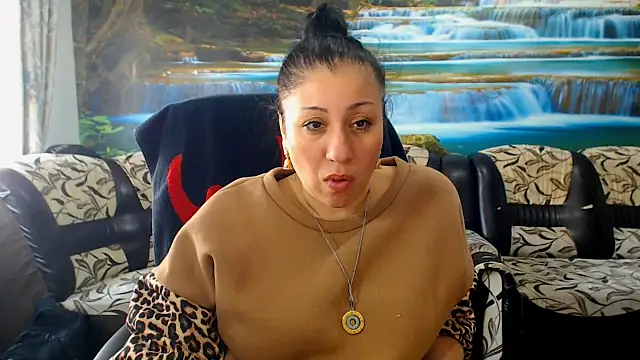Snapshot of MoistMady chatting on 03-18-26, 09:01 MoistMady online show from 03-18-26, 09:01