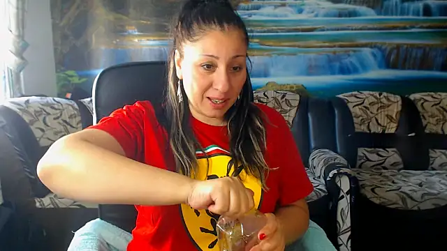 MoistMady online show from 10-29-25, 12:37