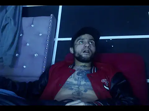 Christian Stiven1 online show from 10-23-25, 07:18