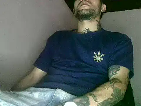 Christian Stiven1 online show from 04-22-26, 06:47