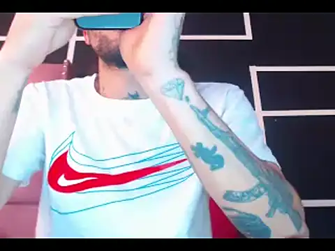 Christian Stiven1 online show from 11-02-25, 03:17