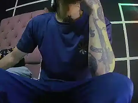 Christian Stiven1 online show from 10-05-25, 04:25