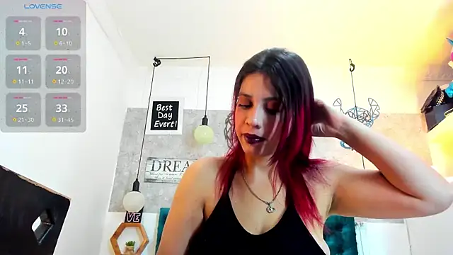 Rebeca xs online show from 02-27-25, 07:19