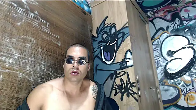 Justin Frank online show from 04-08-26, 01:07